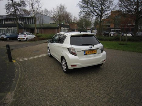 Toyota Yaris - 1.5 Full Hybrid Dynamic - 1