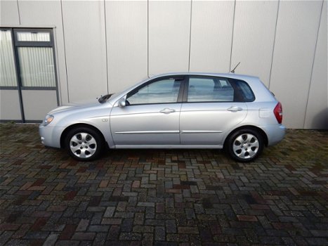 Kia Cerato - 1.6-16V LX Airco Dealer onderhouden NW Apk - 1