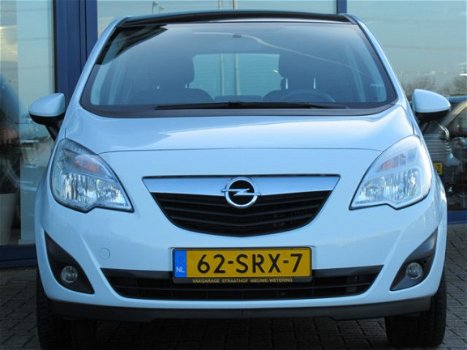 Opel Meriva - 1.4 Turbo Cosmo Trekhaak / Airco / Navigatie / 17'' LMV - 1