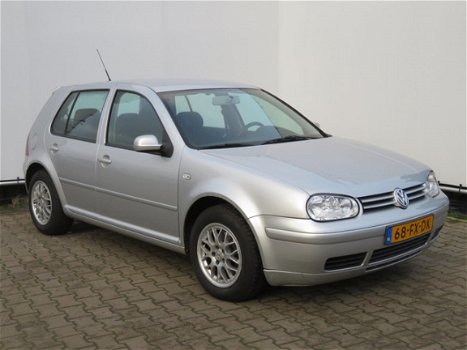 Volkswagen Golf - 1.9 TDI Comfortline - 1