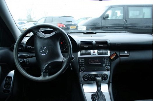 Mercedes-Benz C-klasse - 200 CDI Avantgarde NAVI - 1