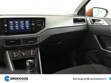 Volkswagen Polo - 1.0 TSI 96 PK Comfortline | Airco | Navigatie by App | Licht metalen velgen | LED