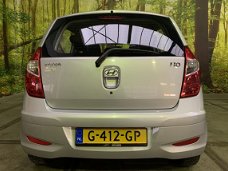 Hyundai i10 - 1.1 i-Drive Cool Airco Elek. Ramen en Spiegels CV Afstand Radio.CD