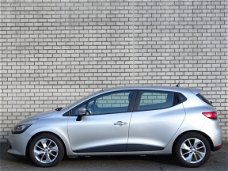 Renault Clio - TCe 90 Expression | Navigatie | Airco | Stoelverwarming | LM-Velgen | Parkeersensoren