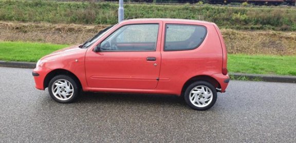 Fiat Seicento - 1.1 Sound Bj 2004 nw apk - 1