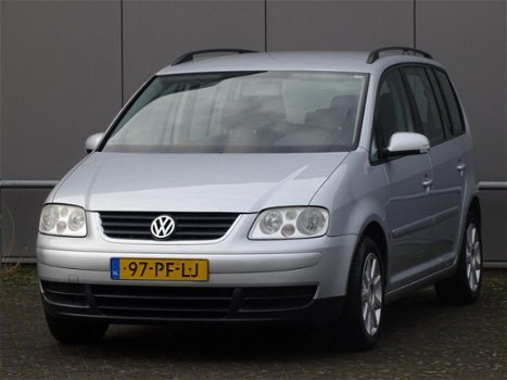 Volkswagen Touran - 1.6-16V FSI 7-PERSOONS AIRCO (bj2004) - 1