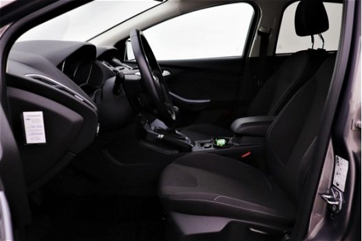 Ford Focus - 1.6 EcoBoost Edition Plus Navigatie, Climat control, Rijklaarprijs - 1