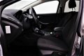 Ford Focus - 1.6 EcoBoost Edition Plus Navigatie, Climat control, Rijklaarprijs - 1 - Thumbnail