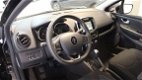Renault Clio - 0.9 TCe Limited / Airco / Navi / Parkeersensoren met camera / LM velgen / Zeer nette - 1 - Thumbnail