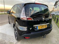 Renault Scénic - 1.5 dCi 110Pk Bose Automaat Climat R-Link2 Trh PDC v+a+c Pack Visio