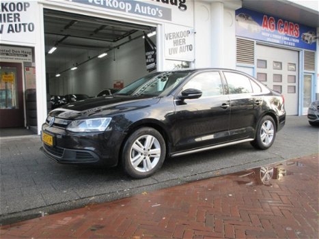 Volkswagen Jetta - 1.4 TSI Hybrid Comfortline Aut Navi Clima - 1