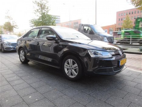 Volkswagen Jetta - 1.4 TSI Hybrid Comfortline Aut Navi Clima - 1