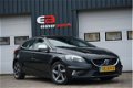 Volvo V40 - 2.0 D2 R-Design | XENON | STOELVERWARMING | - 1 - Thumbnail