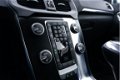 Volvo V40 - 2.0 D2 R-Design | XENON | STOELVERWARMING | - 1 - Thumbnail