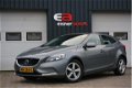 Volvo V40 - 2.0 D2 Momentum Business | TREKHAAK | - 1 - Thumbnail