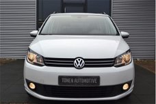 Volkswagen Touran - 1.2 TSI Trendline 7p. Pano|Navi|16" LMV