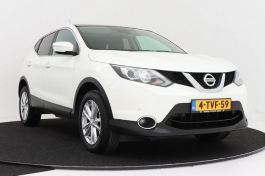 Nissan Qashqai - 1.5 dCi Connect Edition | Panoramadak | Camera | Trekhaak - 1