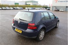 Volkswagen Golf - 2.3 V5 Highline Navigatie/Climate controle/Cruise controle