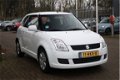 Suzuki Swift - 1.3 Comfort - zo meeneemprijs met nw APK - 1 - Thumbnail