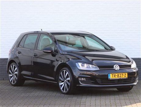 Volkswagen Golf - 1.4 TSI Highline DSG Leer Navi Lane/Dodehoek ass. 18 Inch - 1