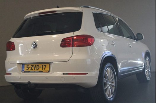 Volkswagen Tiguan - 2.0 TDi DSG 4motion Higline - 1