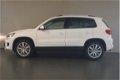 Volkswagen Tiguan - 2.0 TDi DSG 4motion Higline - 1 - Thumbnail