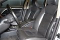 Volvo V70 - 2.5T Summum Automaat Navigatie Stoelverwarming Rijklaarprijs Inruil Mogelijk - 1 - Thumbnail