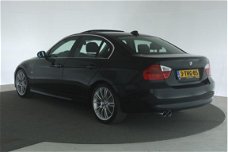 BMW 3-serie - 330i Dynamic Executive [ Navi-Prof Schuifdak 18 inch ]