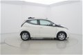 Toyota Aygo - 1.0 VVT-i x-wave Luxury pack Navi 5drs - 1 - Thumbnail