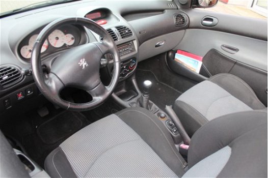 Peugeot 206 CC - 1.6-16V Lease vanaf € 69, - per maand fbogaars 0492-588956 - 1