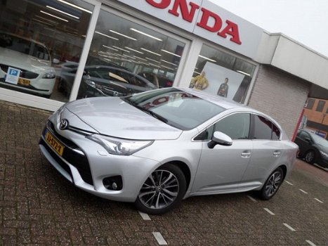 Toyota Avensis - 1.8 VVT-i Lease Pro / Navi / Cruise / Clima - 1