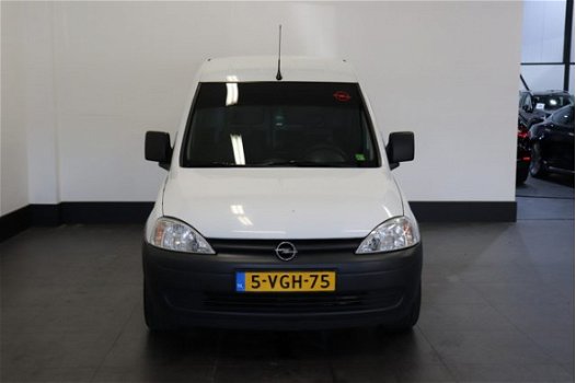 Opel Combo - 1.3 CDTi - Automaat - APK 01-2021 - € 2.950, - Ex - 1