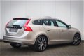 Volvo V60 - D6 Plug-in Hybrid Summum, Technology, IntelliSafe - 1 - Thumbnail