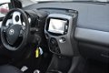 Toyota Aygo - 1.0 VVT-i 72pk 5D x-cite / Leder / Camera / Airco - 1 - Thumbnail