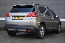 Peugeot 2008 - 1.2 110pk Allure / Navi / Pano / Clima