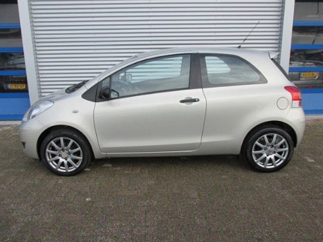 Toyota Yaris - 1.0 VVTi Acces - 1