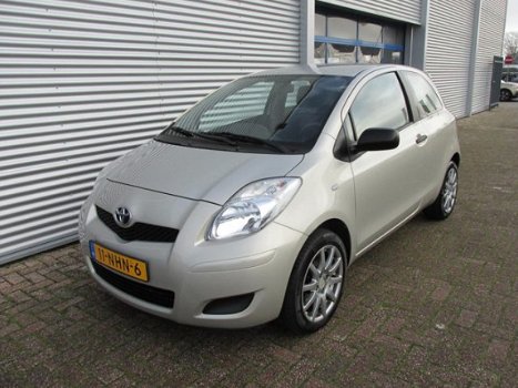 Toyota Yaris - 1.0 VVTi Acces - 1