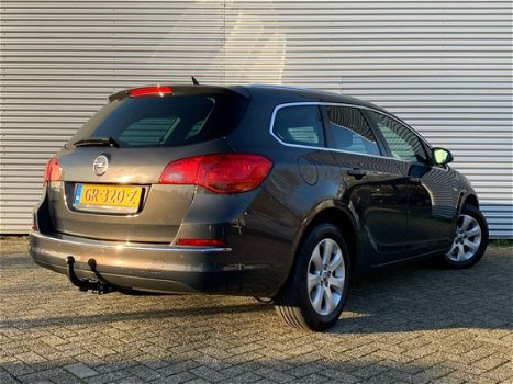 Opel Astra Sports Tourer - 1.4 Turbo Climate Controle Navigatie Trekhaak - 1