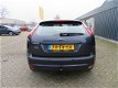 Ford Focus - 1.6-16V Futura - 1 - Thumbnail