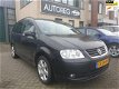 Volkswagen Touran - 2.0 TDI Comfortline - 1 - Thumbnail