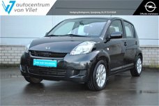 Daihatsu Sirion 2 - 1.3-16V Prestige *Airco*Trekhaak*Lichtmetalen Velgen