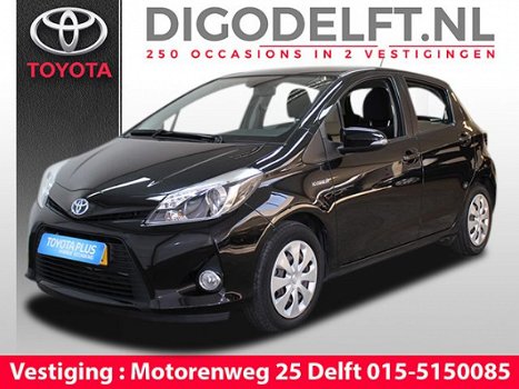 Toyota Yaris - 1.5 Full Hybrid Aspiration Automaat.Navigatie.Camera.Cruise - 1