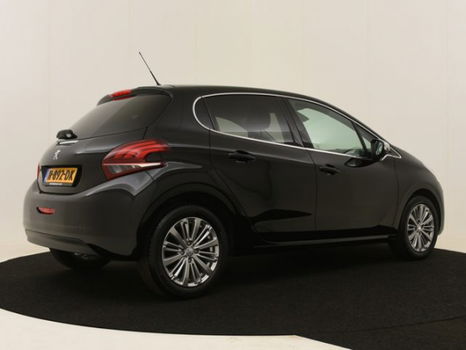 Peugeot 208 - 1.2 Allure NAVI LMV ECC CRUISE BLUETOOTH DK GLAS ETC CHROOM FINANCIEREN AL VANAF 2, 9% - 1