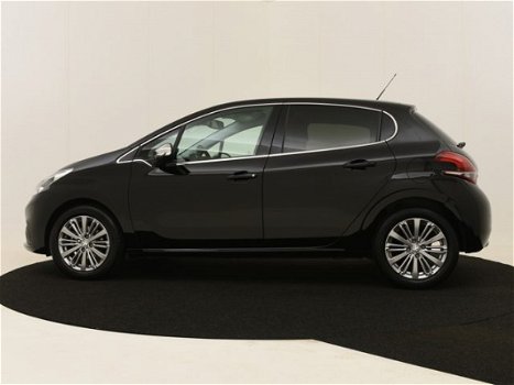 Peugeot 208 - 1.2 Allure NAVI LMV ECC CRUISE BLUETOOTH DK GLAS ETC CHROOM FINANCIEREN AL VANAF 2, 9% - 1