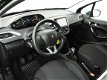 Peugeot 208 - 1.2 Allure NAVI LMV ECC CRUISE BLUETOOTH DK GLAS ETC CHROOM FINANCIEREN AL VANAF 2, 9% - 1 - Thumbnail