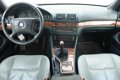 BMW 5-serie Touring - 520i Executive Leder/ ECC/ Cruise-ctr/ Trekhaak - 1 - Thumbnail