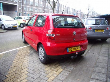 Volkswagen Fox - 1.4 Trendline rijklaar prijs nieuwe db-snaar benzine airco trekhaak - 1