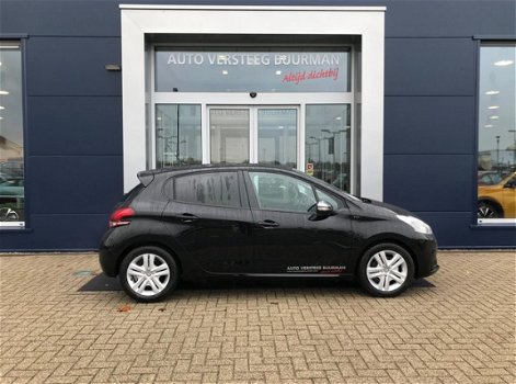 Peugeot 208 - Signature 1.2 Puretech 82pk Navigatie, Parkeersensoren achter, Airco - 1