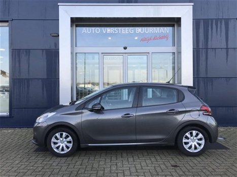 Peugeot 208 - Blue Lion 1.2 Puretech 82pk 5-Drs Navigatie, Parkeersensoren achter - 1