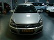 Opel Astra - 1.6 Business - 1 - Thumbnail